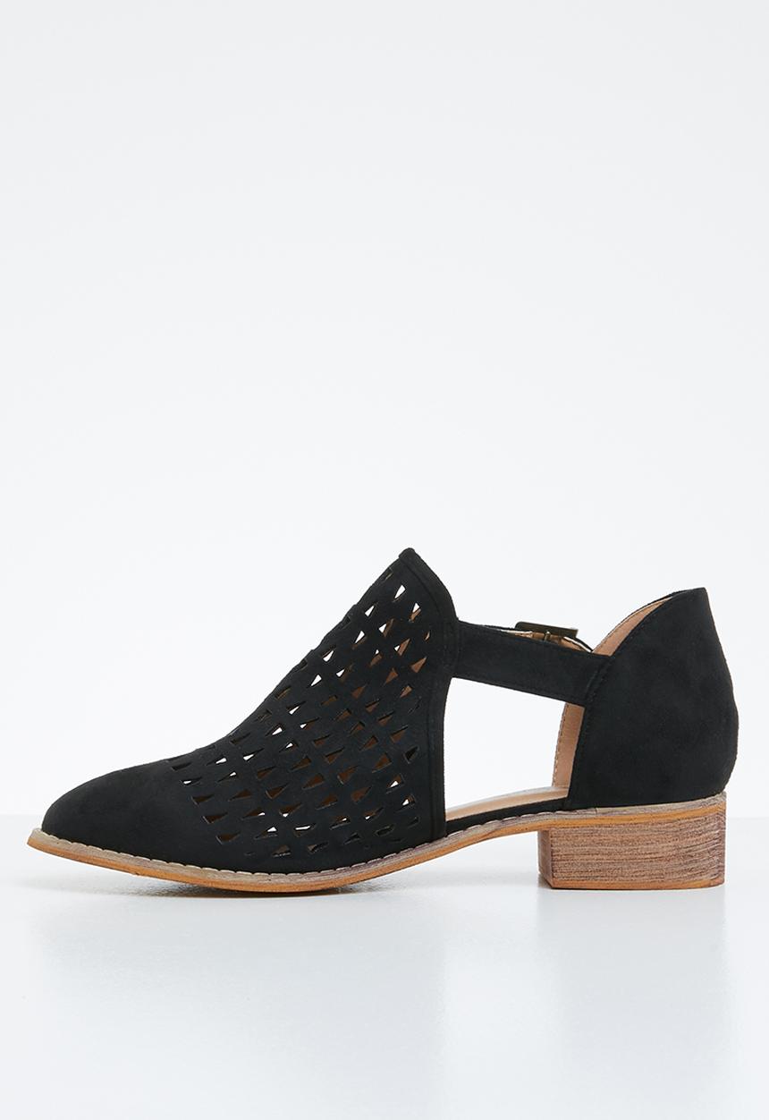 Jada - Laser cut flat ankle boot - black