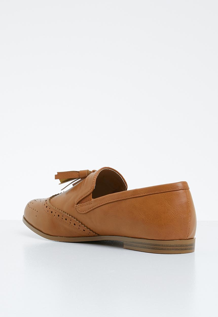 Jada - Tassel combo flat loafer - tan