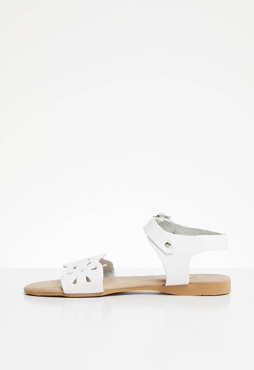 Pop Candy - Buckle detail sandal - white
