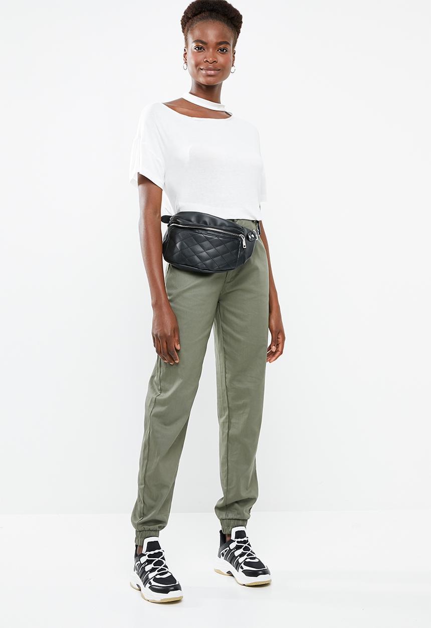 Superbalist - Asymmetrical choker detail tee - white