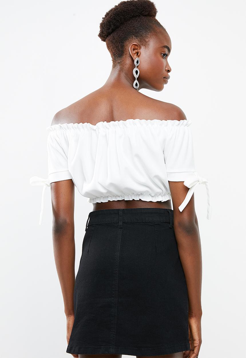 New Look - Go short sleeve frill bardot crop - white