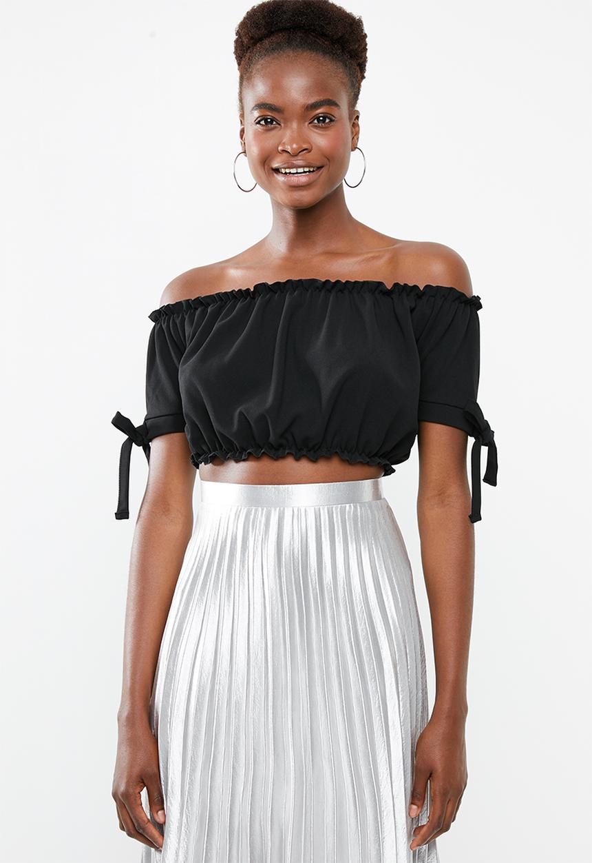 New Look - Go short sleeve frill bardot crop - black