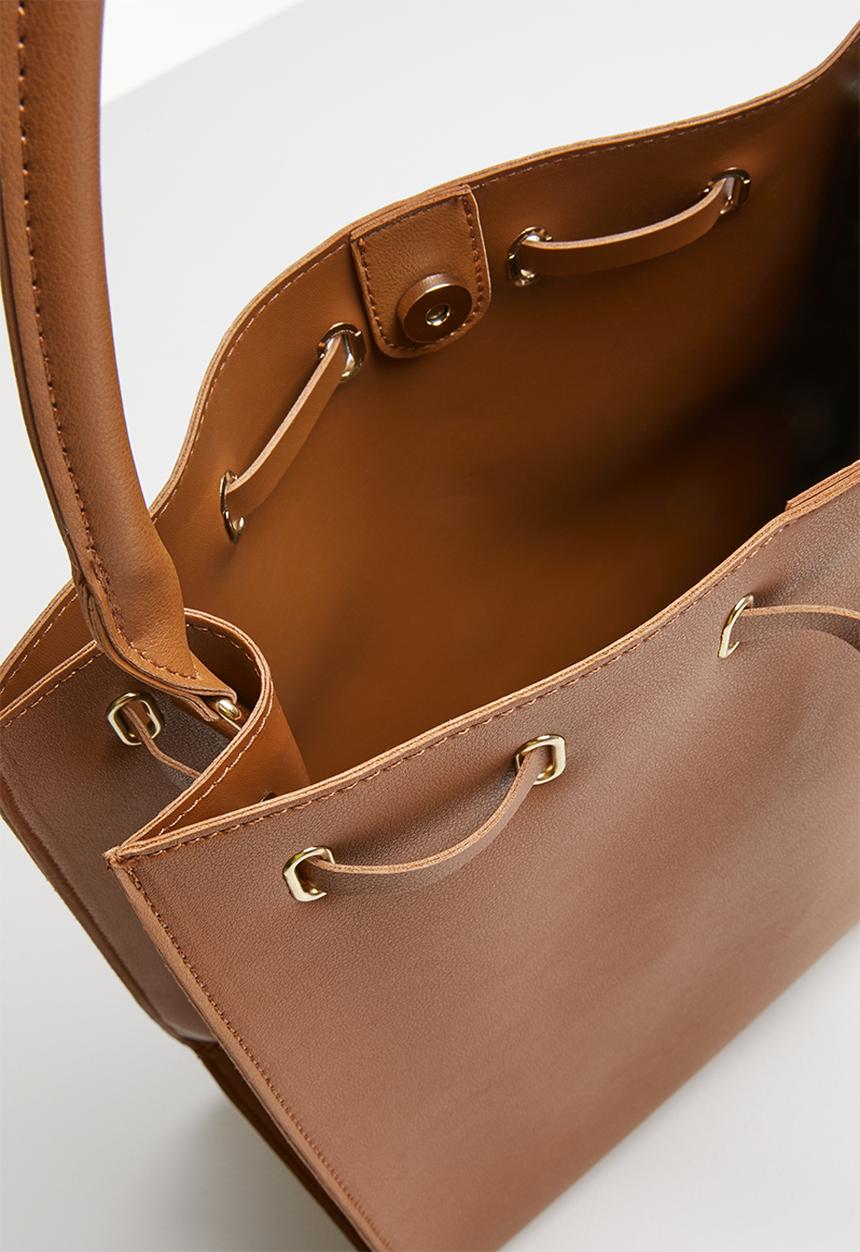 Superbalist - Liza sling bag - tan