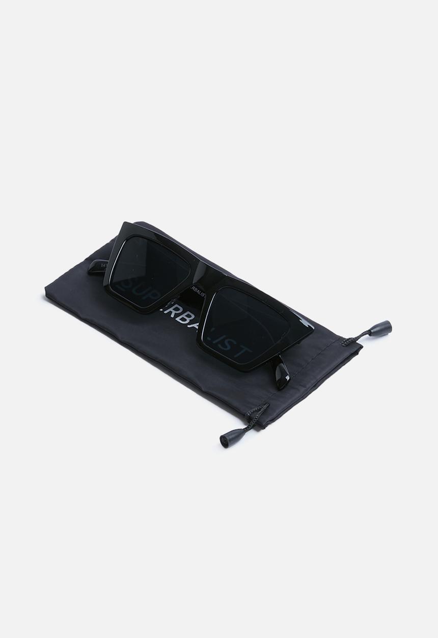 Superbalist - Sharp sunglasses - black