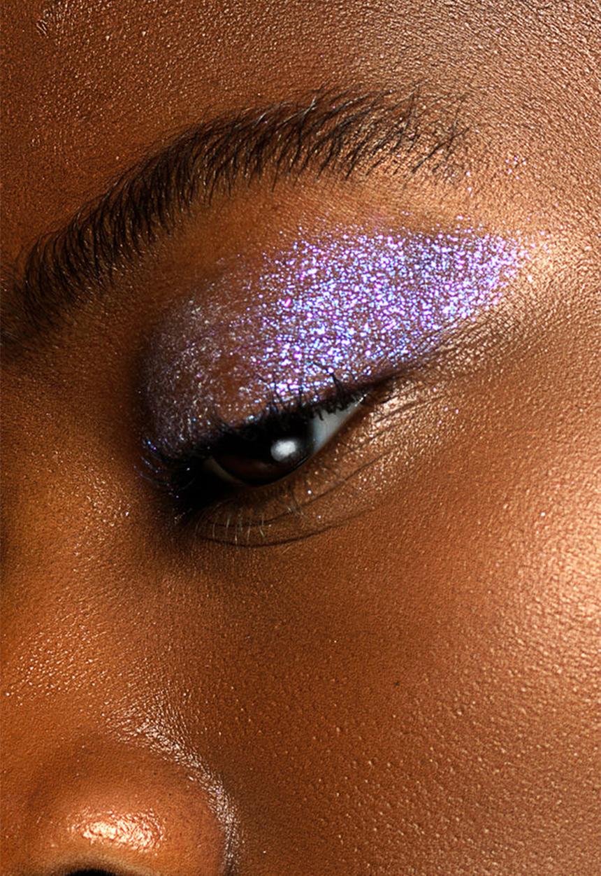 Stila - Little white lies liquid eye shadow - lilac legend