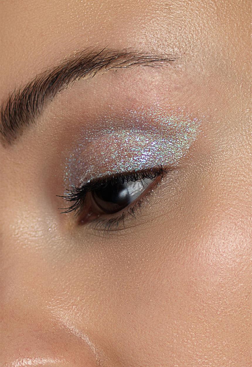Stila - Little white lies liquid eye shadow - mint myth