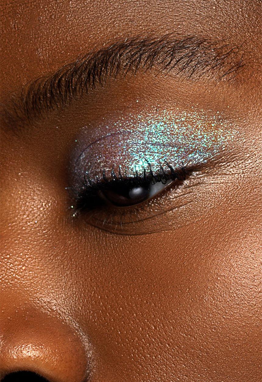 Stila - Little white lies liquid eye shadow - mint myth