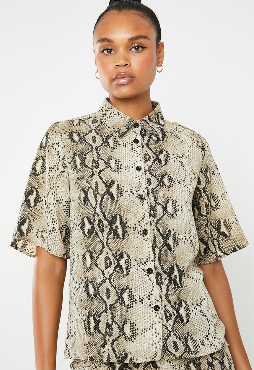 Missguided - Snake print shirt and trouser coord - brown & black