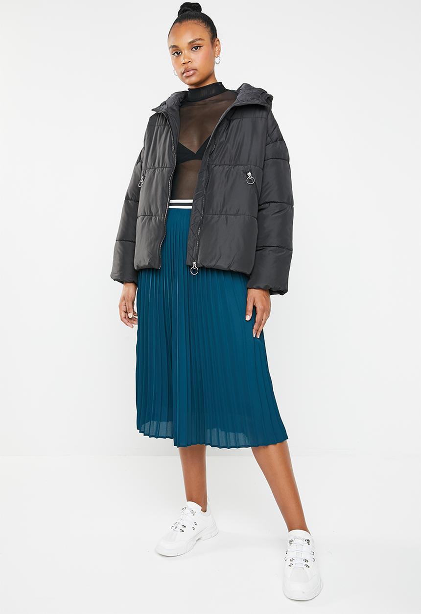 ONLY - Aya short quilted hood jacket - black