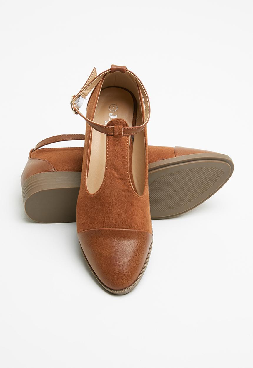 Jada - Fabric combo flat pointed pump - tan