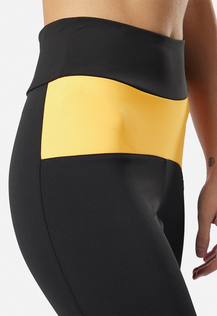 Reebok Classic - Gigi Hadid x Reebok legging - black & white