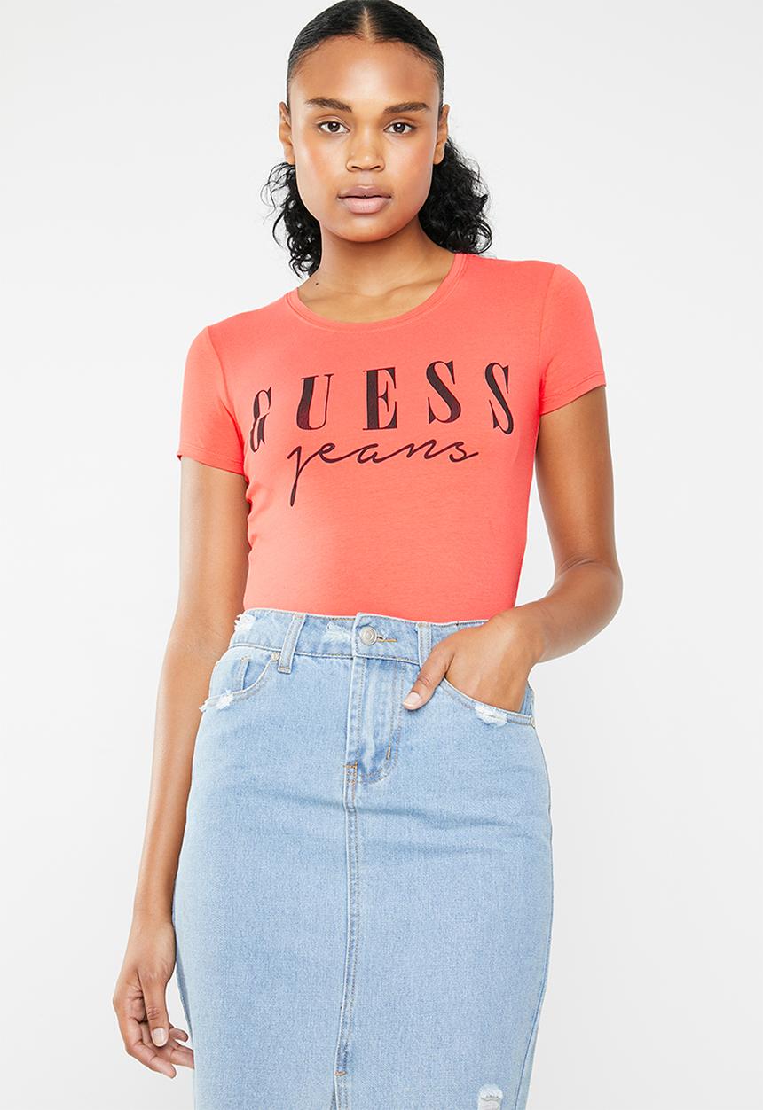 GUESS - Short sleeve classics tee - coral