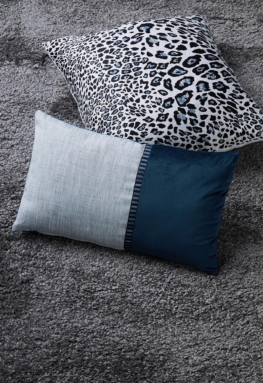 Hertex Haus - Ribbon trim cushion cover - blue