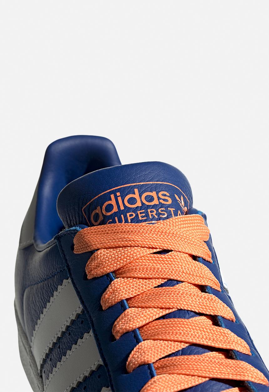 adidas Originals - Superstar - collegiate royal/white/easy orange