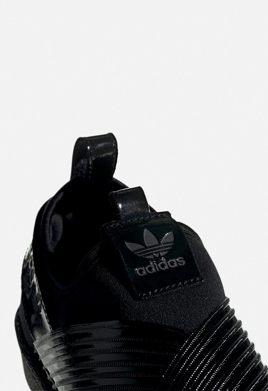 adidas Originals - Superstar Slip On W - black/collegiate purple