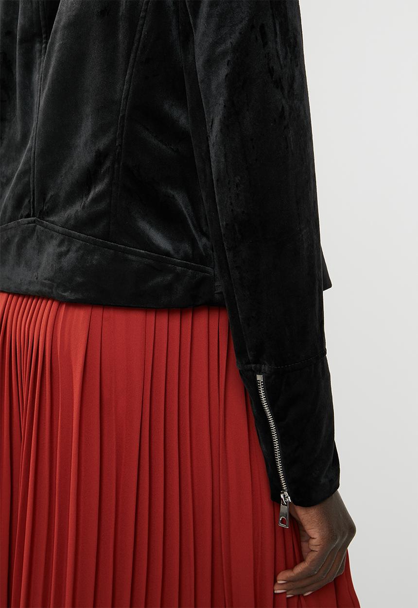 Vero Moda - Hazle velvet short jacket - black