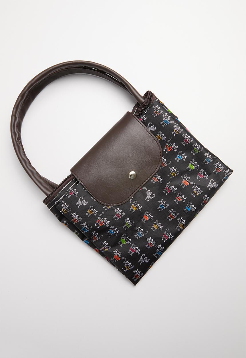STYLE REPUBLIC - Cat print weekender - black & brown