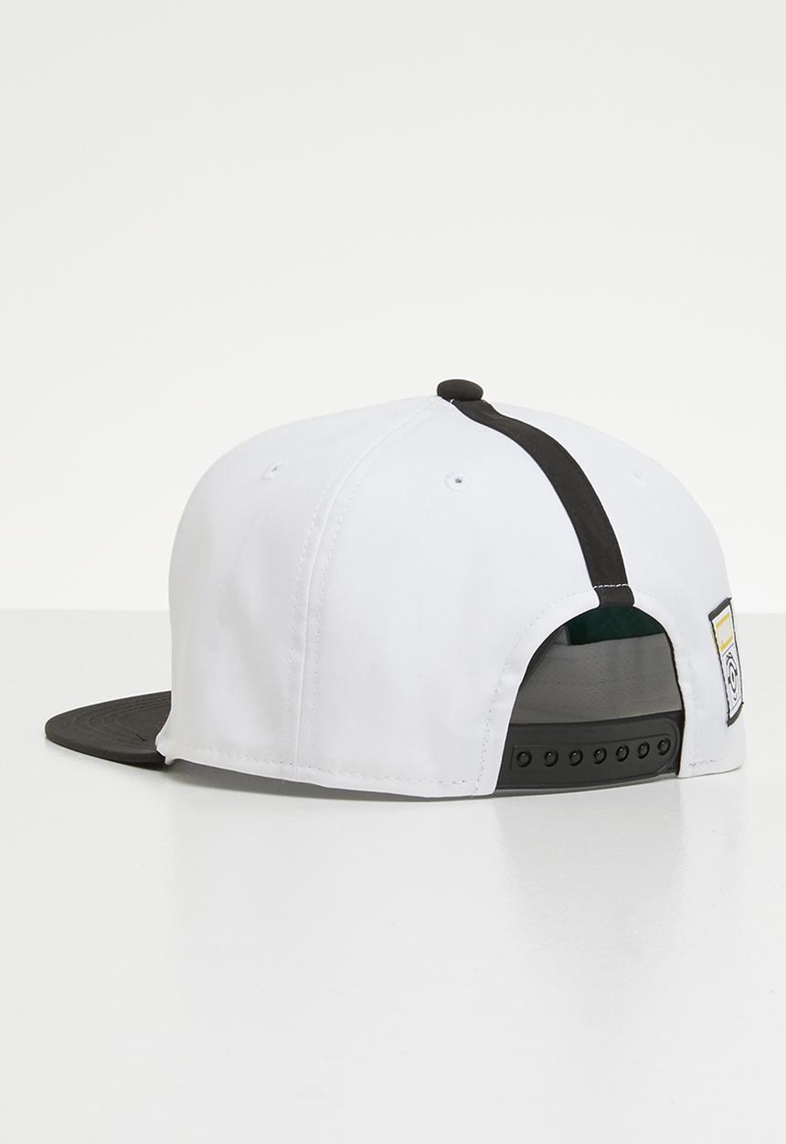 PUMA - Minions flat brim cap - white
