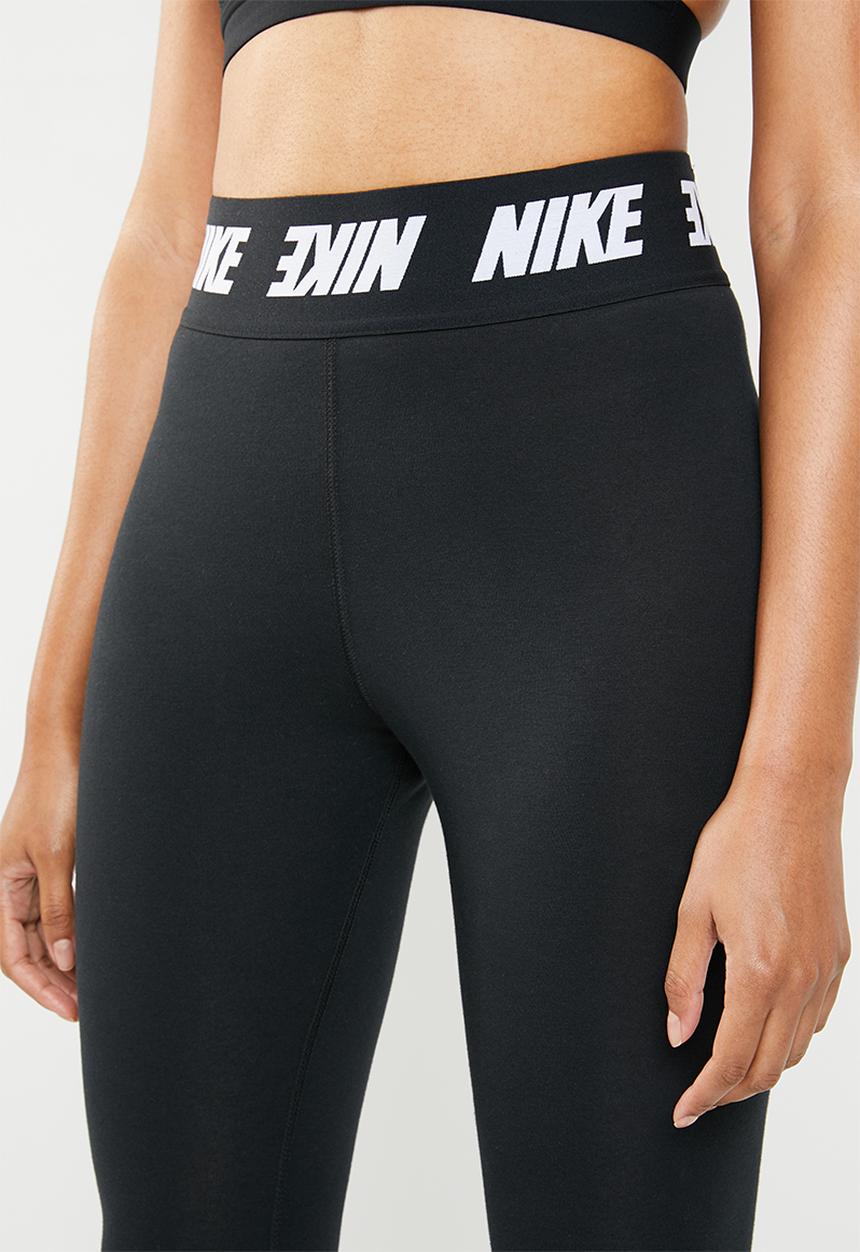 Nike - Highwaisted club legging - black