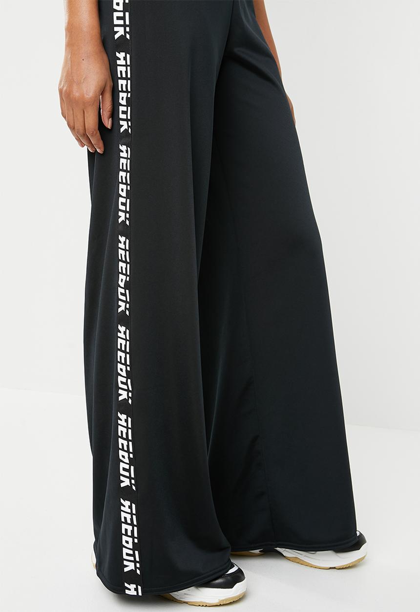 Reebok - Workout myt knit wide leg training pants - black & white