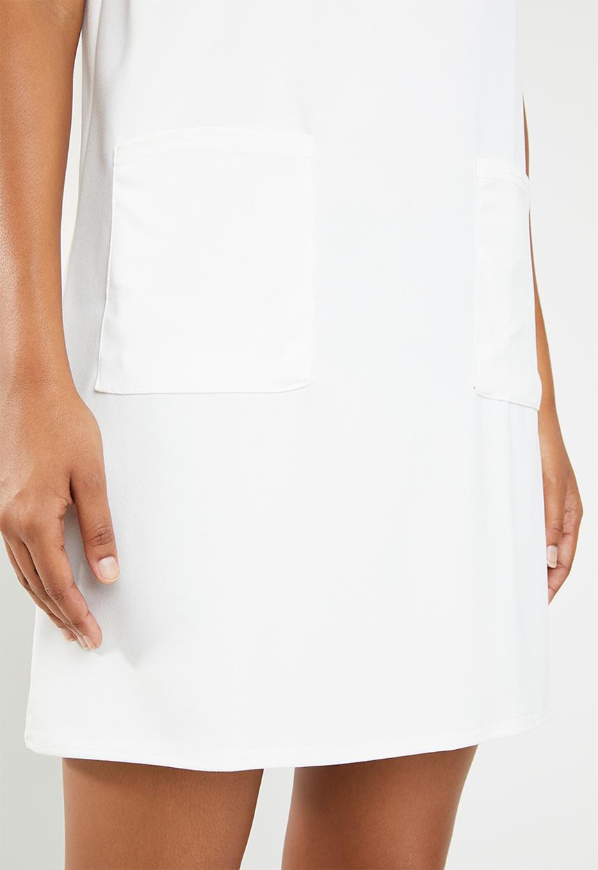 c(inch) - Easy fitting a-line dress - white