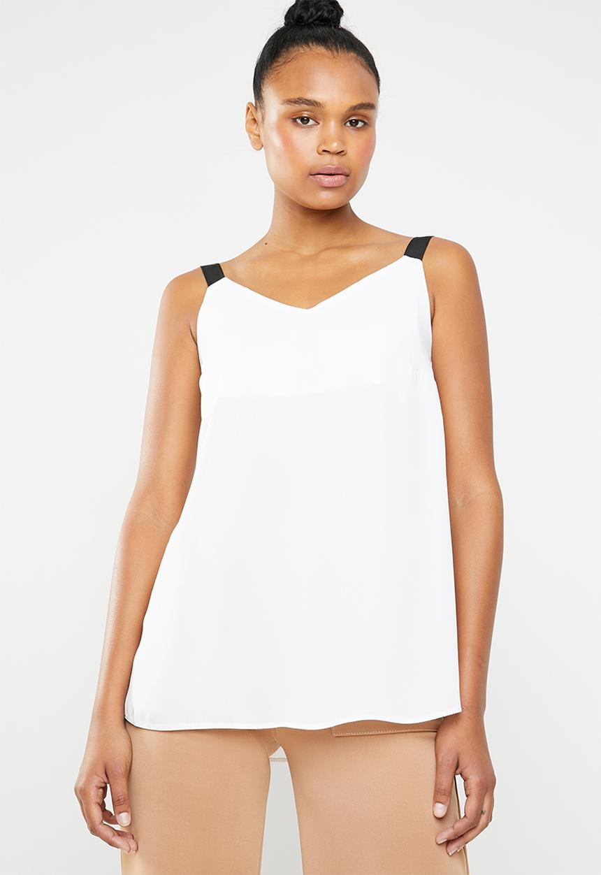 STYLE REPUBLIC - Contrast strap cami - white