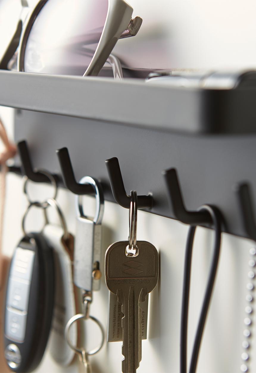 Yamazaki - Smart magnetic key hook - black