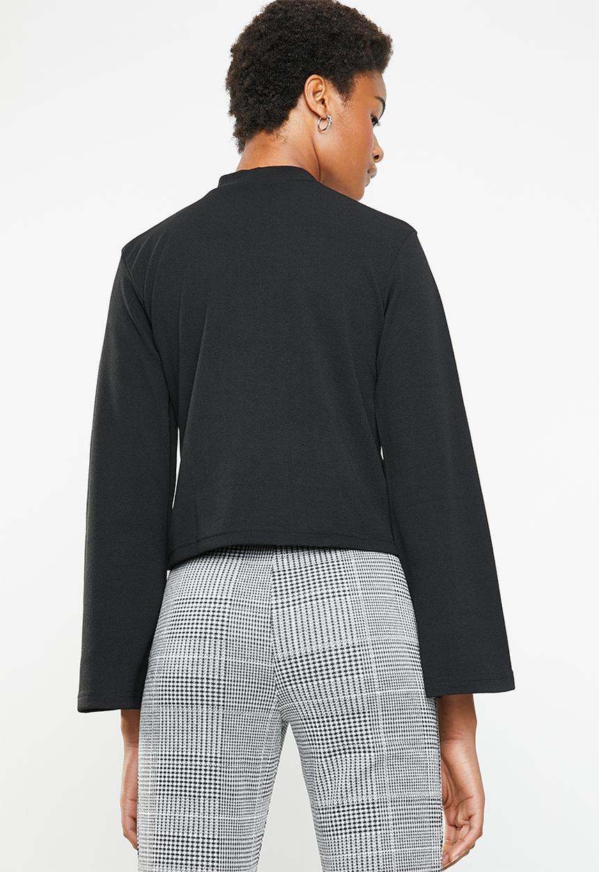 Superbalist - Boxy top with flute sleeve - black