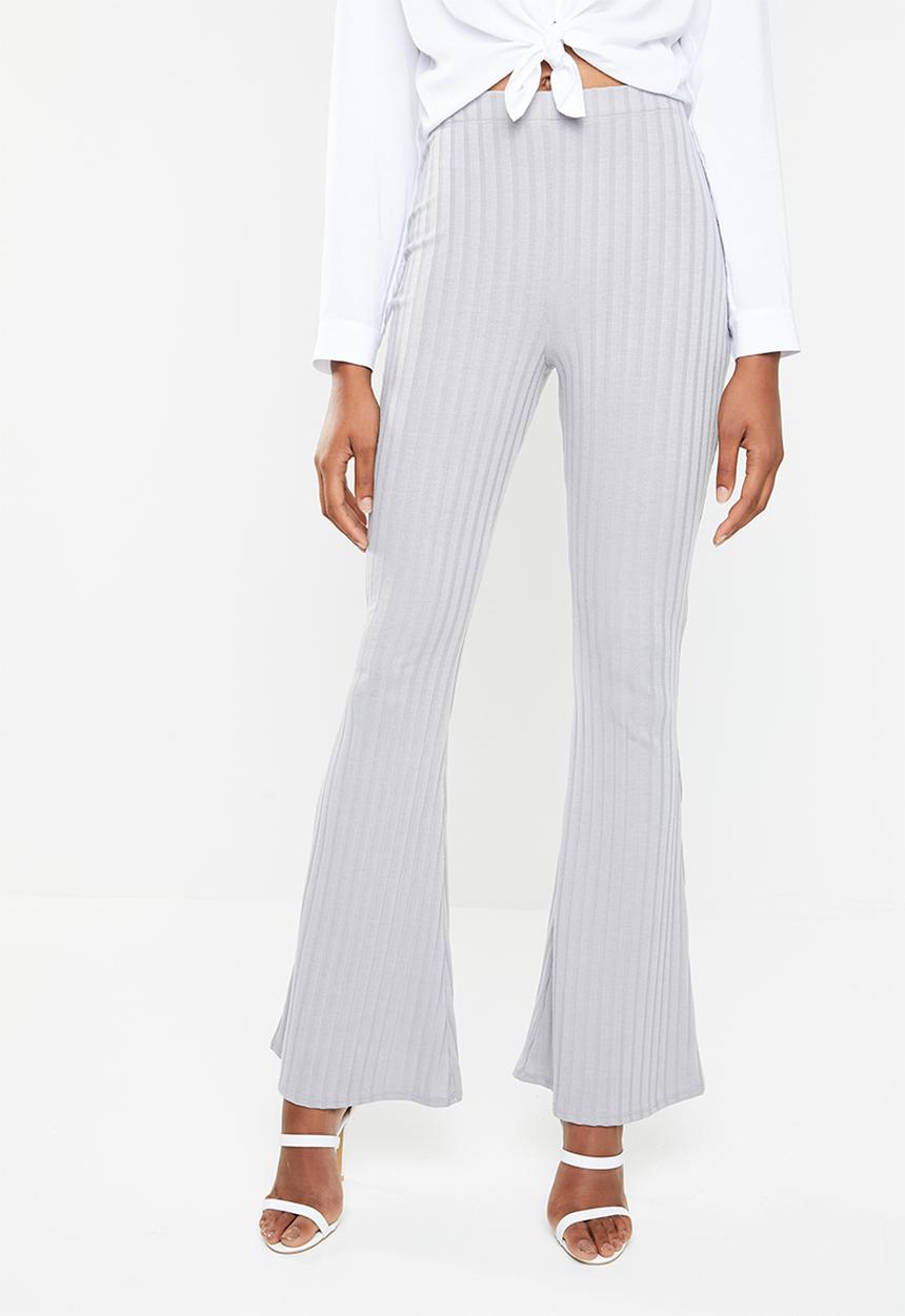 Missguided - Matte ribbed flare trouser - grey
