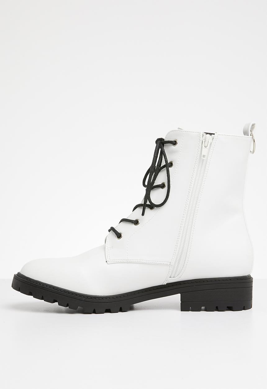Superbalist - Roxy lace up boot - white
