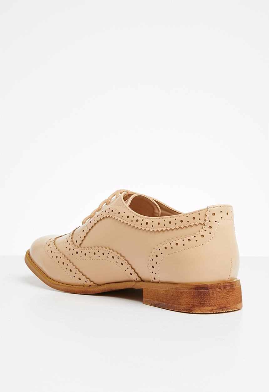 Superbalist - Basic lace-up brogue - neutral