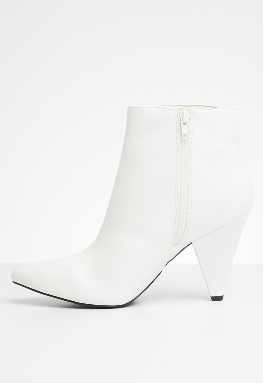 Superbalist - Sade cone heel boot - white