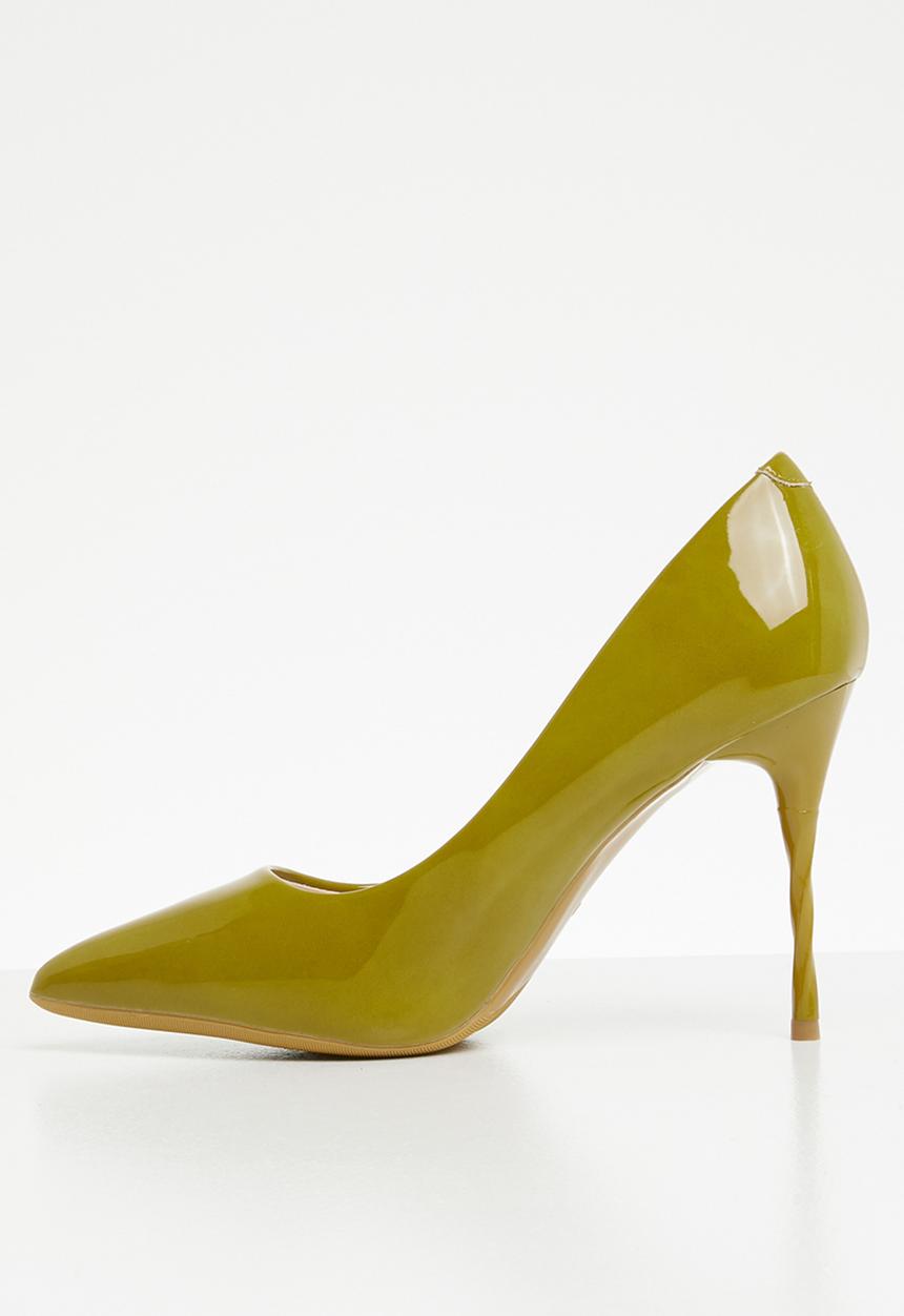 Miss Black - Nomi court - dark mustard