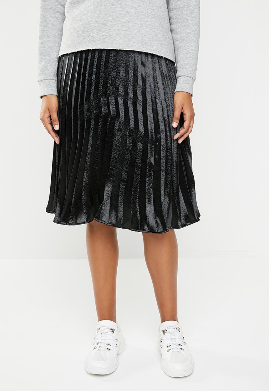 Missguided - Satin pleated skirt - black