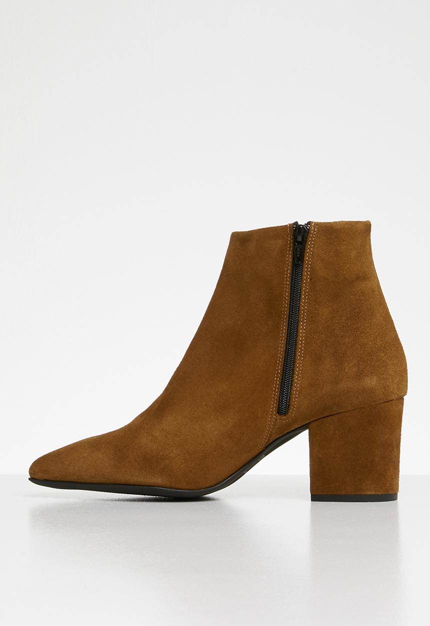 Vero Moda - Astrid suede boot - tan