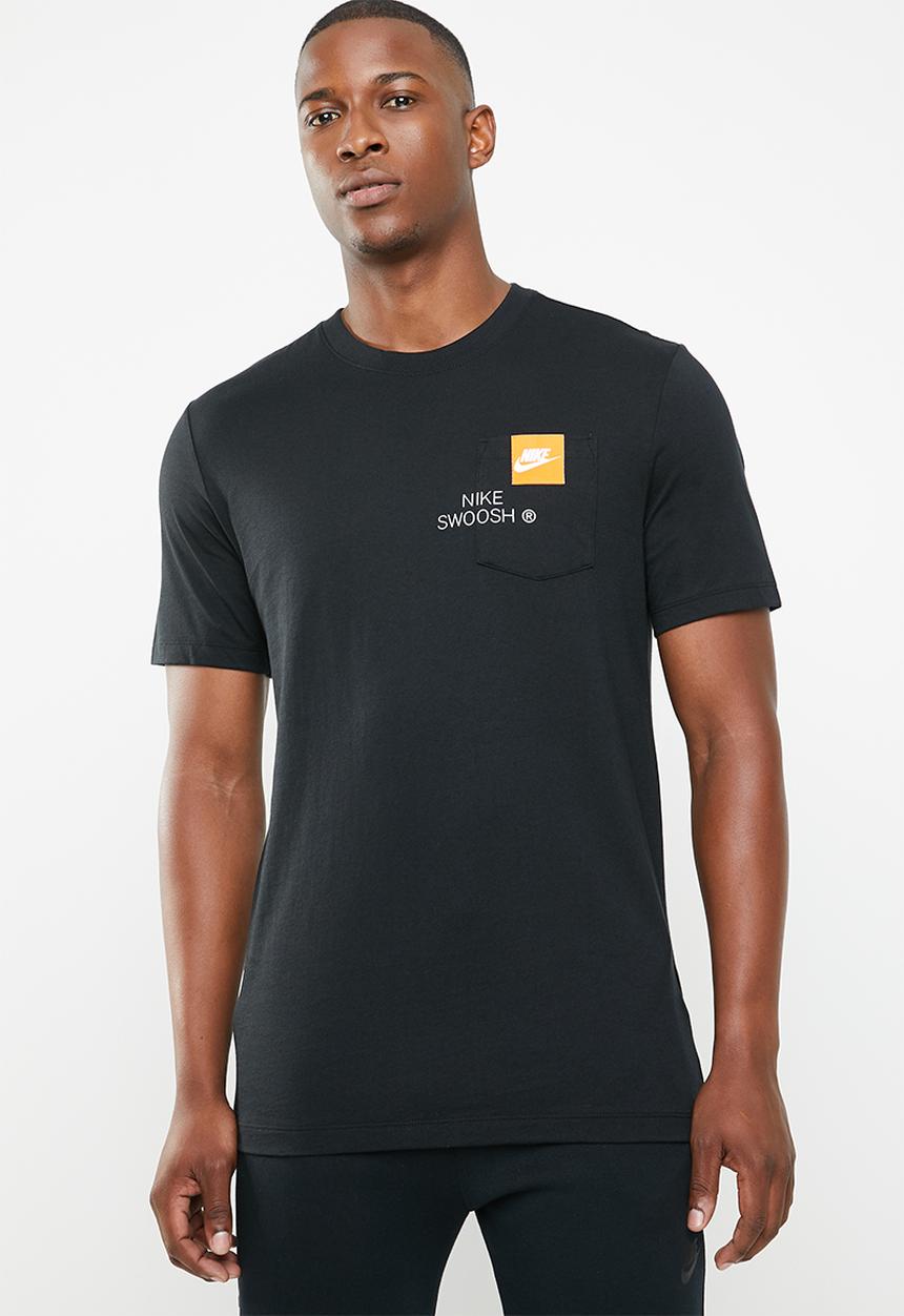 Nike - NSW tee story - black
