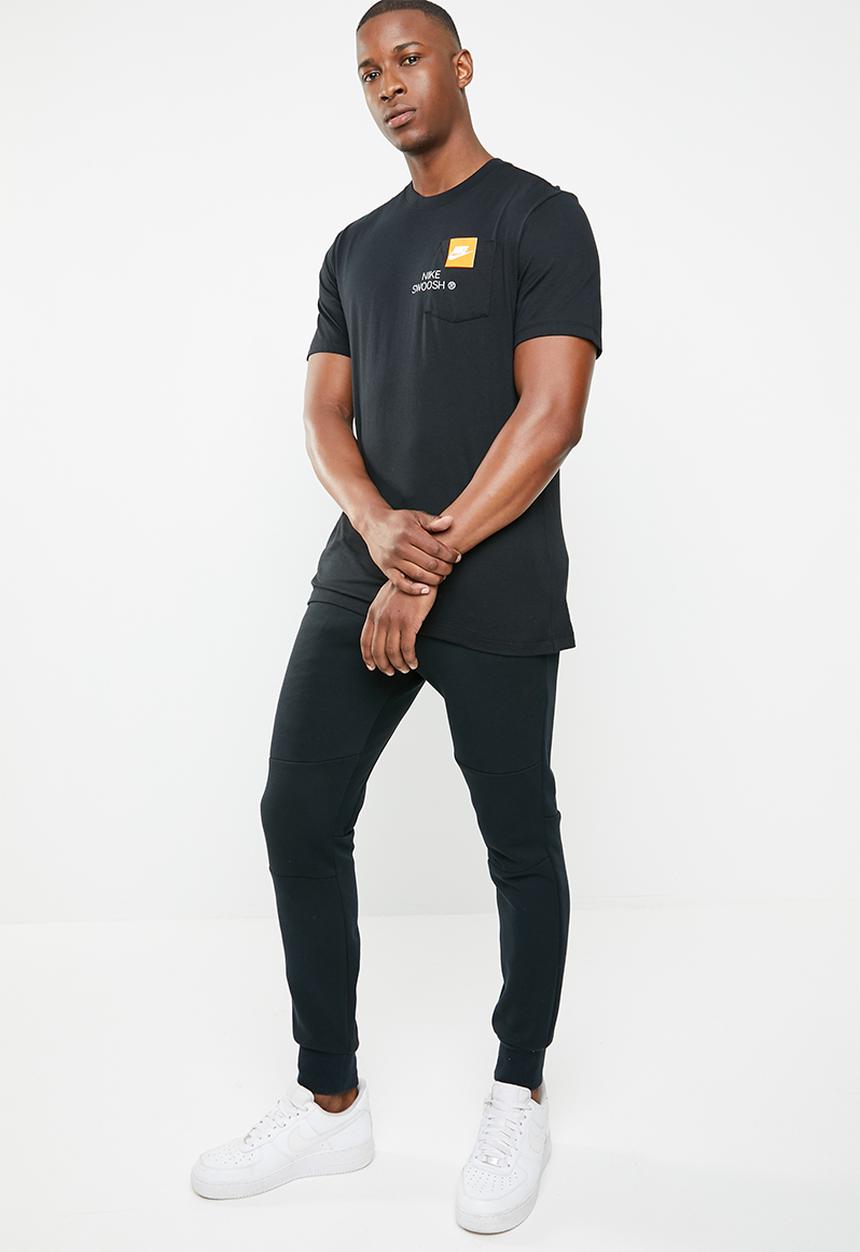 Nike - NSW tee story - black