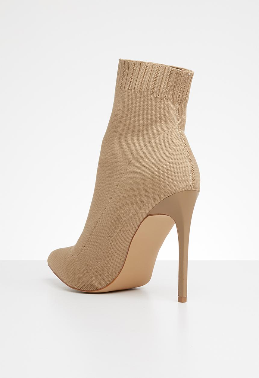 Missguided - Pointed toe knitted sock boot - beige 