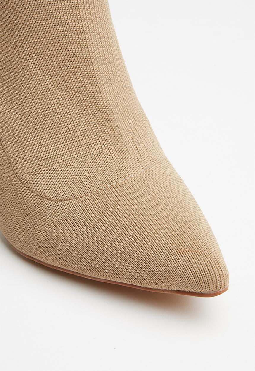 Missguided - Pointed toe knitted sock boot - beige 