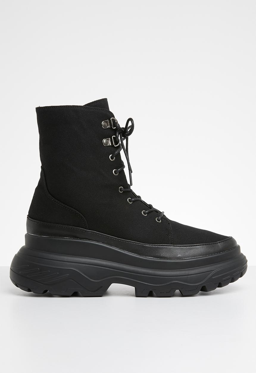Missguided - Extreme sole canvas hiking boot - black