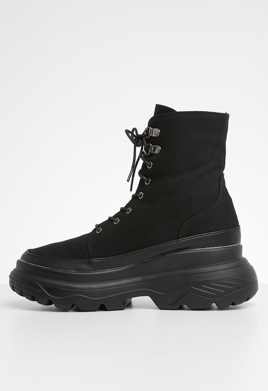 Missguided - Extreme sole canvas hiking boot - black