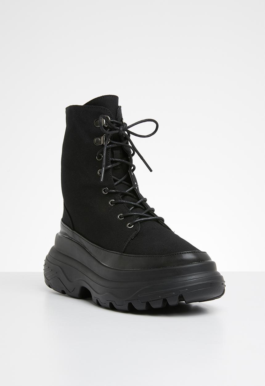 Missguided - Extreme sole canvas hiking boot - black