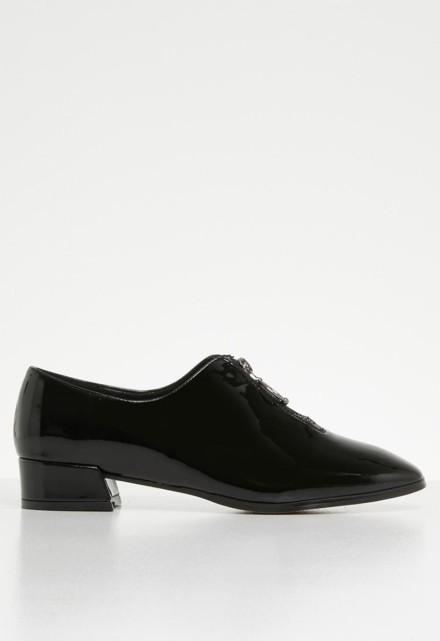 Footwork - Shaylah brogue - black