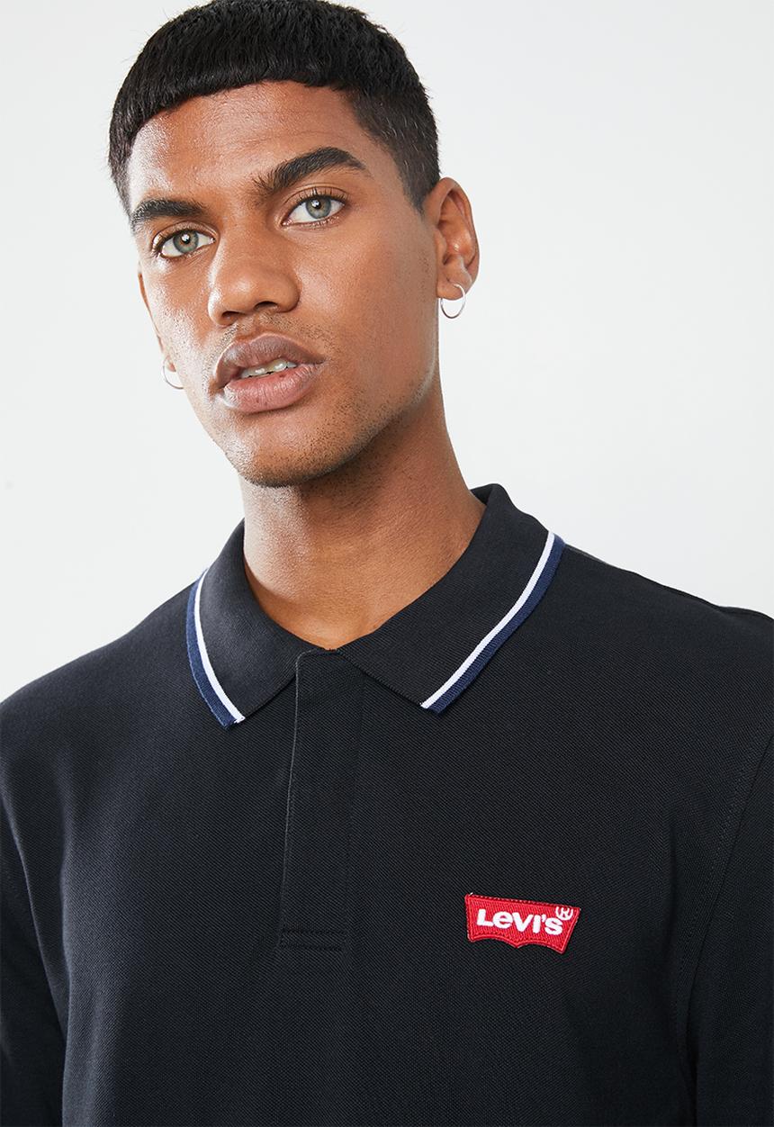 Levi’s® - Long sleeve modern HM polo patch tee - black