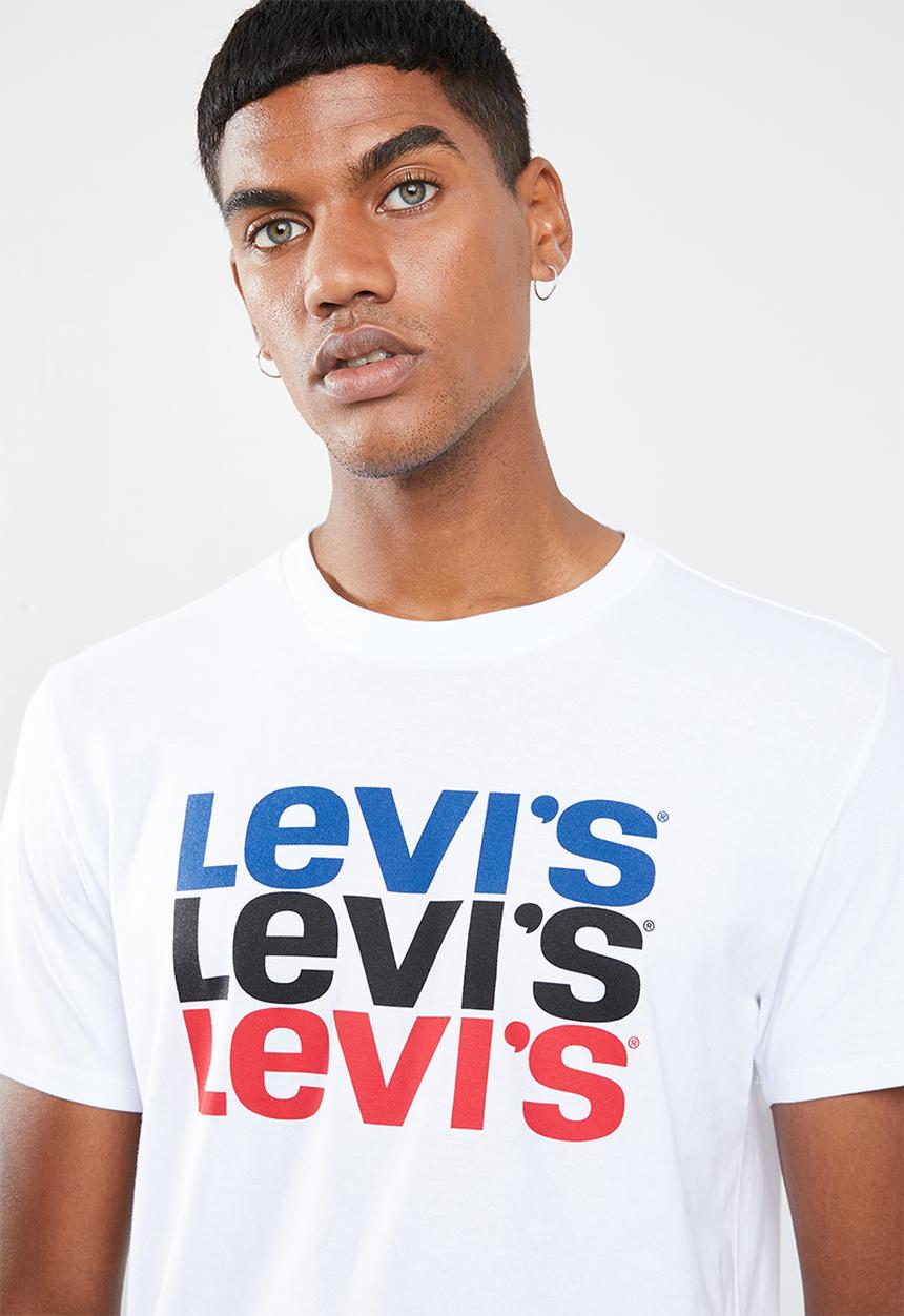 Levi’s® - Sportswear logo graphic SSNL tee - white