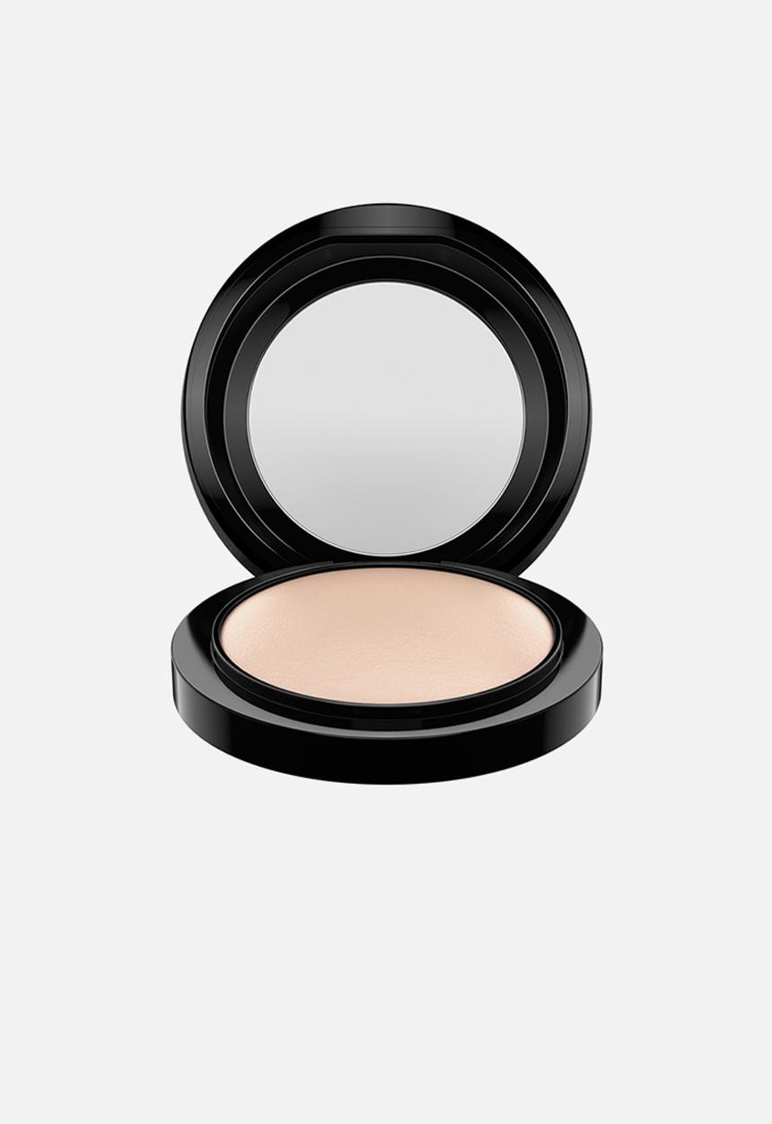 MAC - Mineralized Skin Finish Natural - Light
