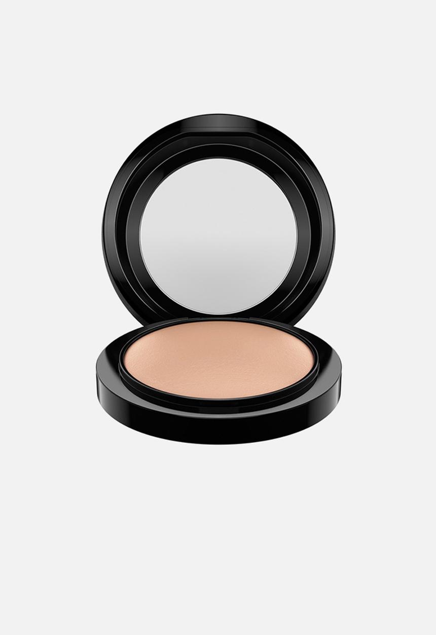 MAC - Mineralized Skin Finish Natural - Medium Dark