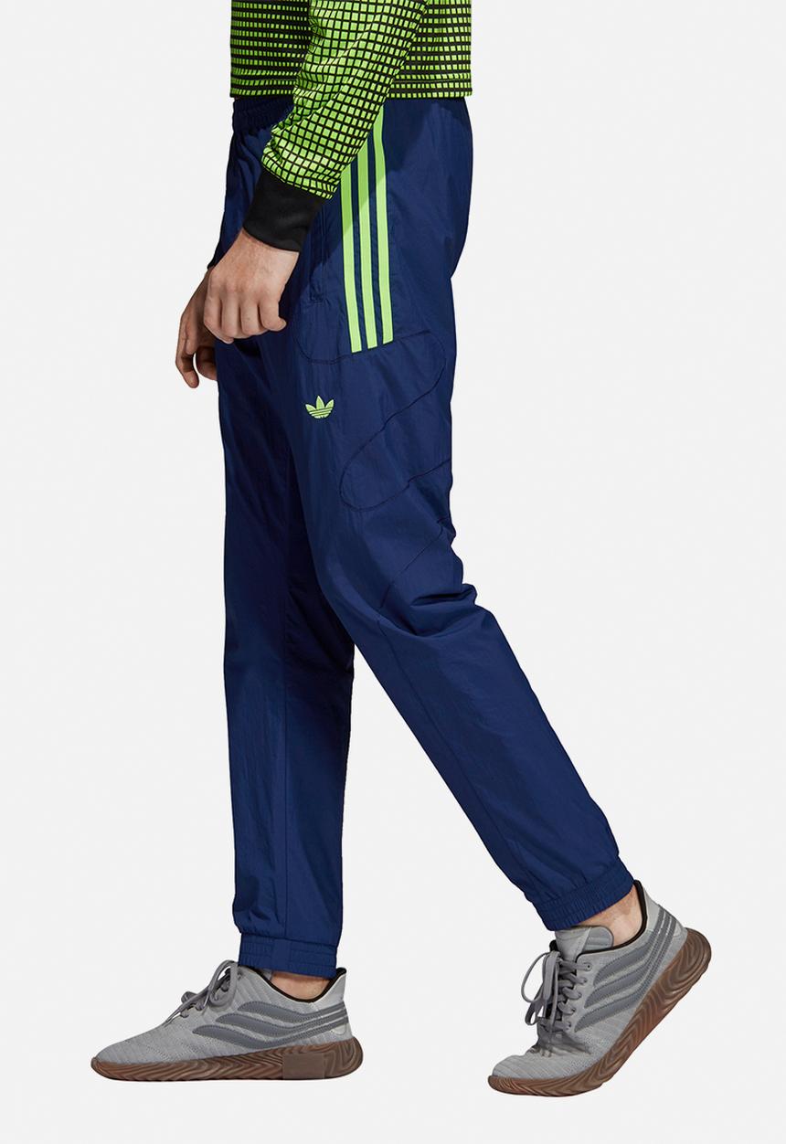 adidas Originals - Flames RK woven track pants - blue