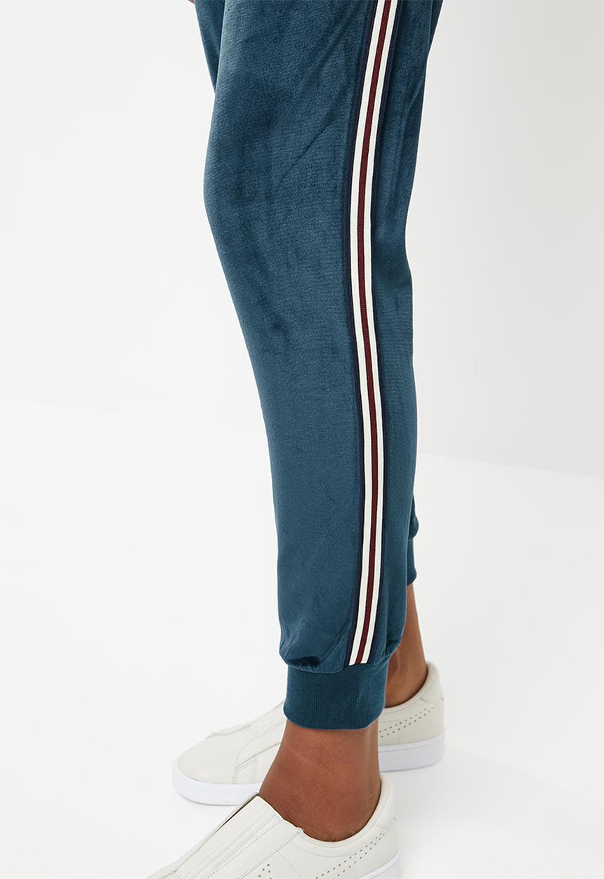 Brave Soul - Velour joggers with side tape - navy
