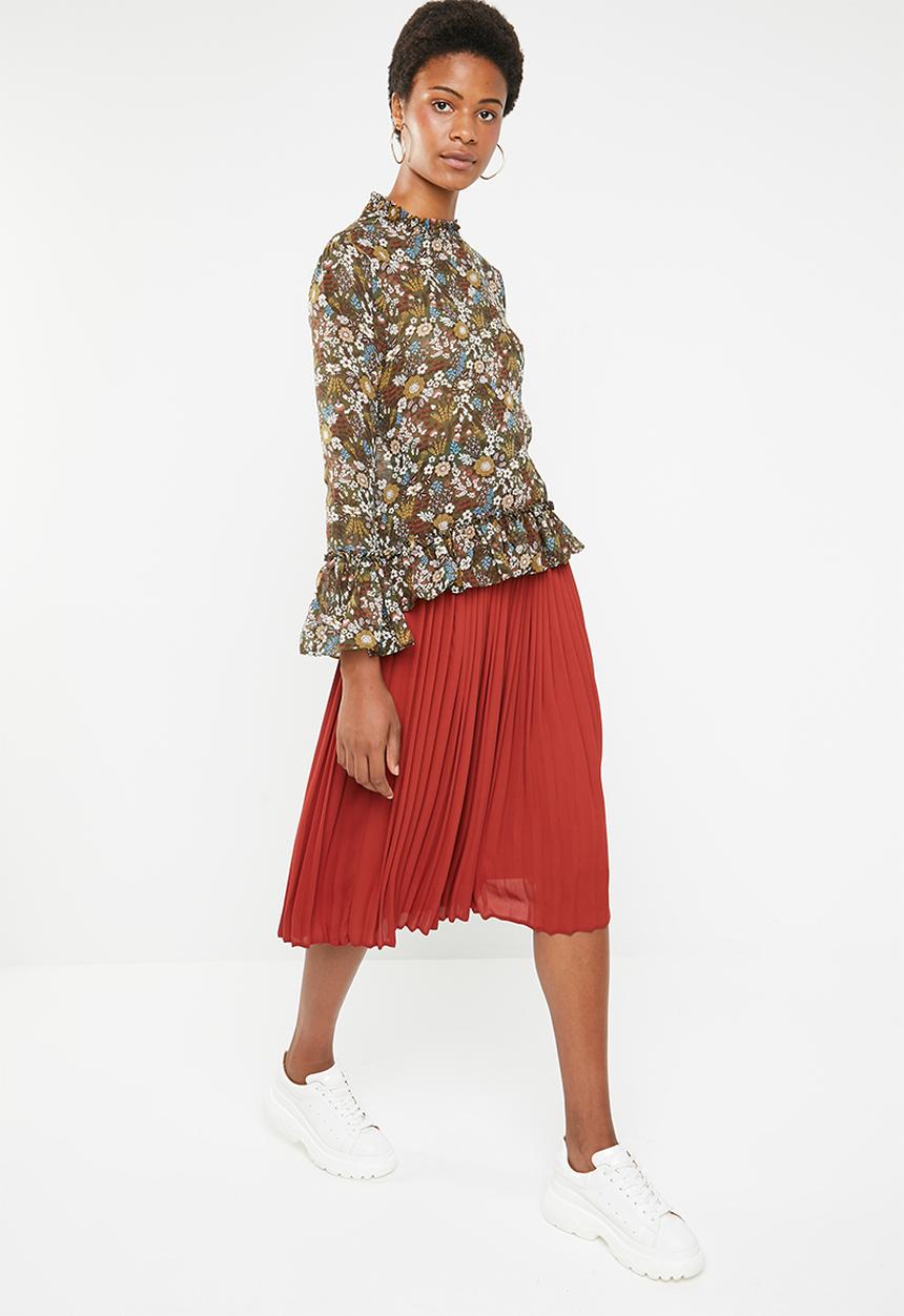 Brave Soul - Floral blouse with ruffle hem - green